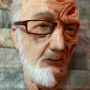 Hybrid Robert Englund/Freddy 1.1 Silicone Wall-Hanger image 5