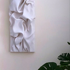 白い壁アート テクスチャーのある石膏絵画 抽象彫刻絵画 壁彫刻 ミニマルな壁アート ミニマリストキャンバス
