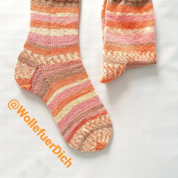 Wollsocken Größe 40 /41 handgestrickt, rosa / orange gestreift.