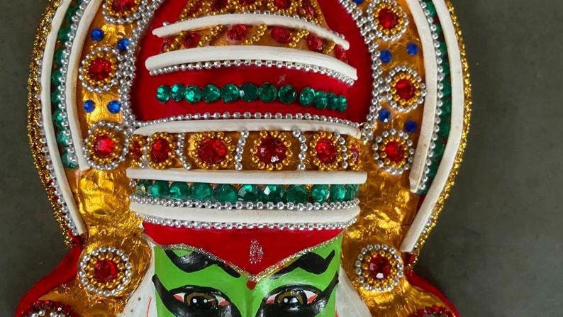 Kathakali Mask Wall Hanging in Fibre Kerala Crafts Handmade Crafts Navaratri Golu Bommala Kolovu image 7