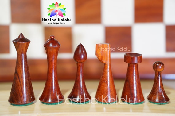 Minimalist Style Hermann Ohme Modern Chess set in Budrosewood and Boxw