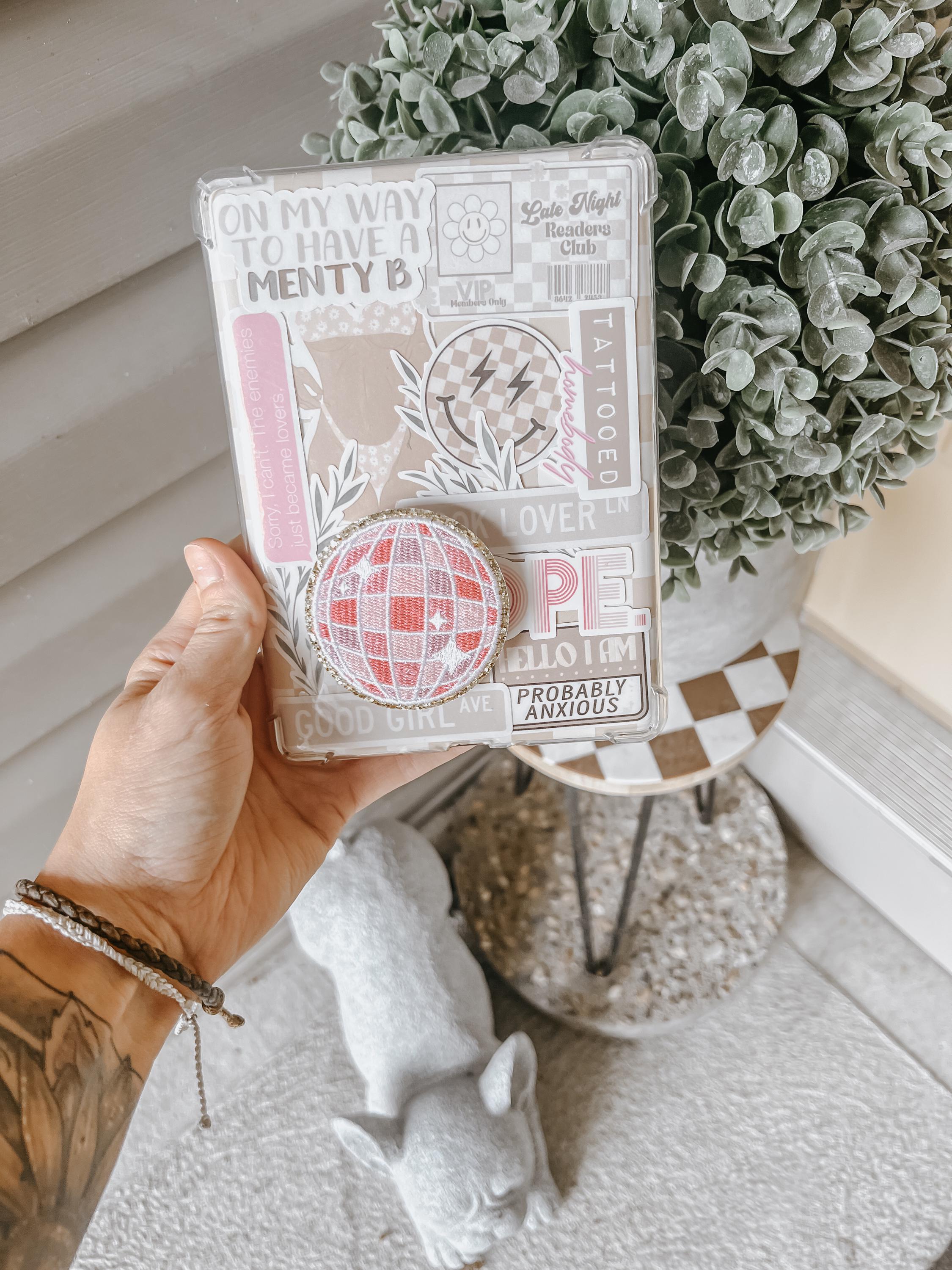 Patch Grip | Kindle Accessories | Phone Accessories | Kindle Grip | Round Grip | Heart Grip | Checkered Grip