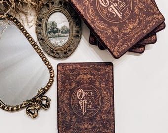 Etui na Kindle'a "Dawno, dawno temu" | Przezroczysta tylna klapka do Kindle'a Paperwhite, Colorsoft | Etui ochronne na Kindle'a | Prezent dla miłośnika książek