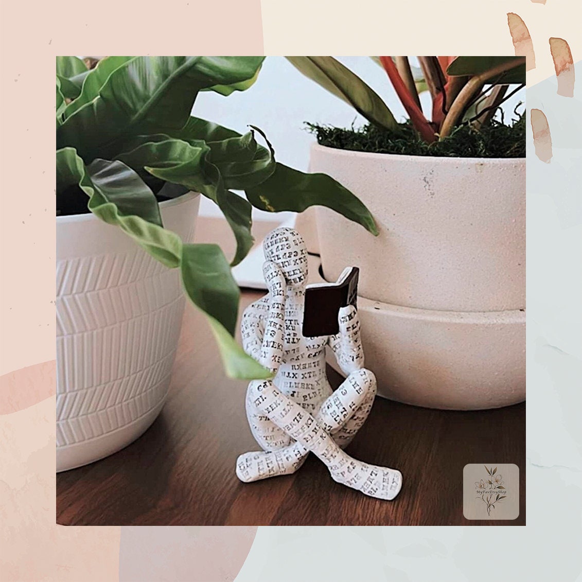 Figura Decorativa Mujer Leyendo De Resina | Estatuilla Pensadora Con Texto Impreso | Dos Tamaños (A: 7.5 Cm, B: 13 Cm) | Para Estantería, Escritorio, Regalo Intelectual