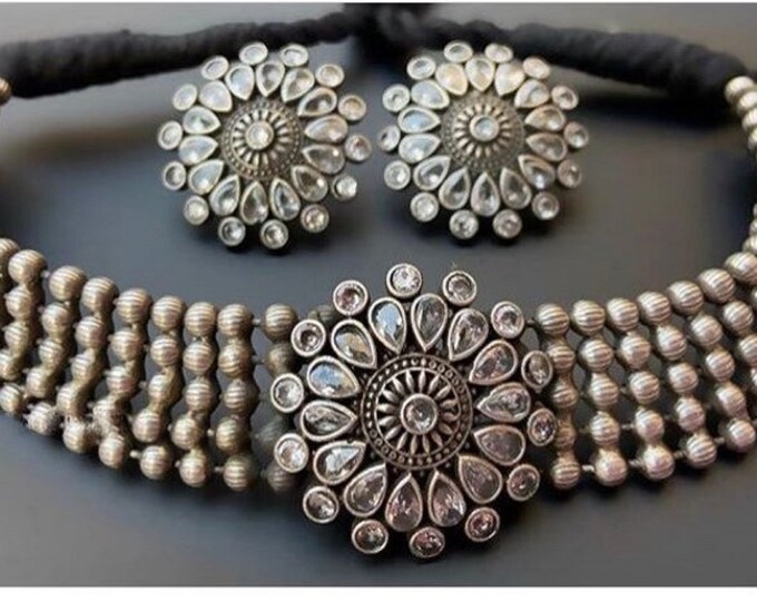 Jerollin Silver Glossy Open Choker Bib Necklace Set - Bracelet & Ring Included