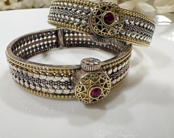 Conjunto de 2 brazaletes de rosca con piedras de dos tonos, joyería india, regalo para ella.