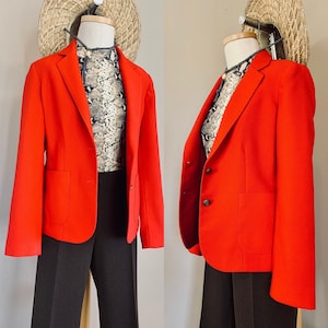 Red Woven Lined Blazer w/ Accent Bronzer Buttons