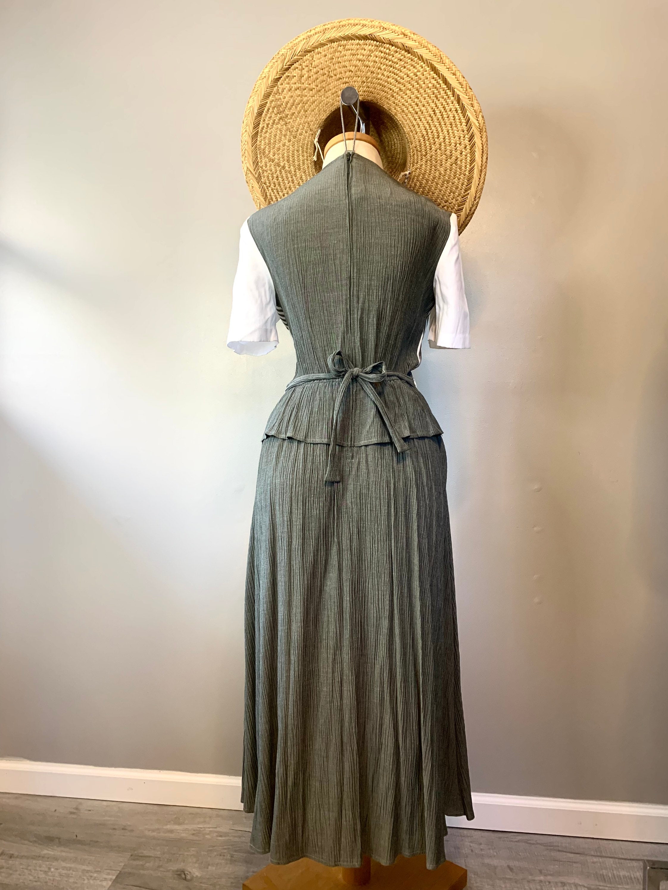 Sage Woven Poly Victorian Dress Sage Woven Poly Victorian Dress