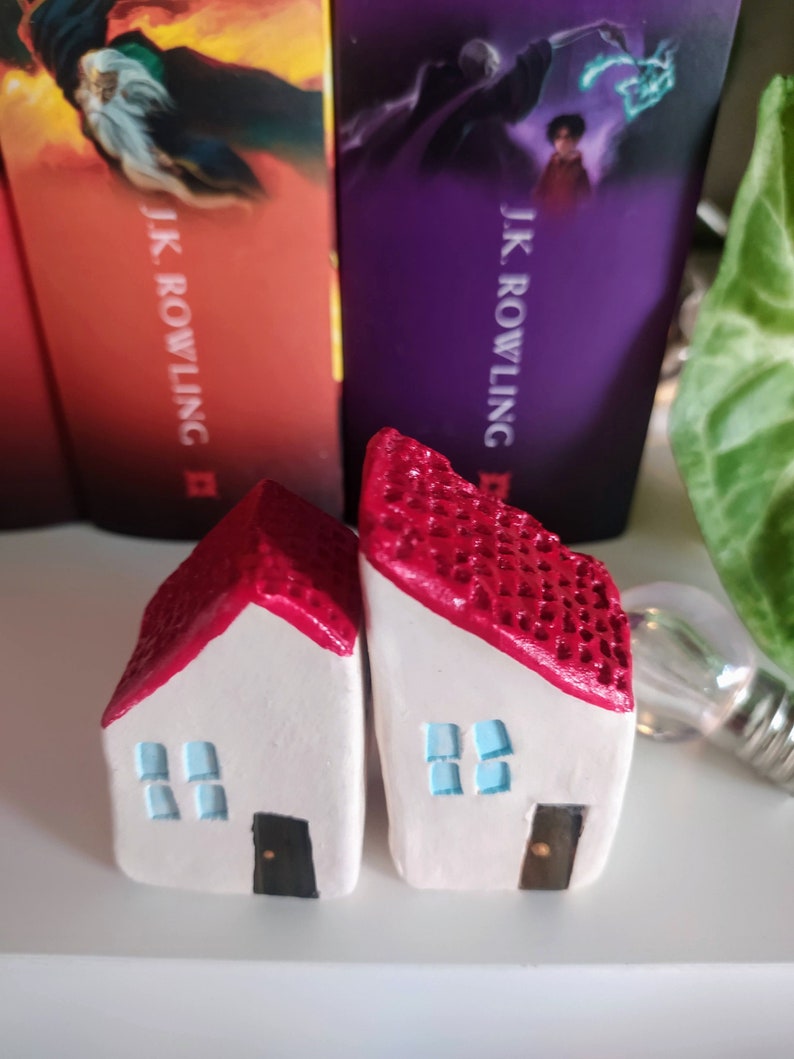 Miniature houses, ceramic tiny little house figurine, hut figure, handmade clay decoration, little village house, mini house, ceramic house image 2