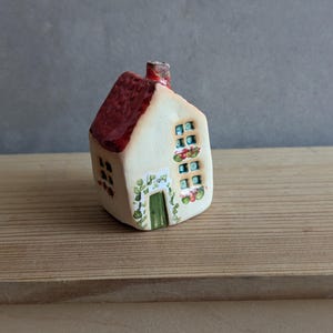 Miniature house, ceramic tiny little house figurine, hut figure, handmade clay decoration, little village house, mini house, ceramic house