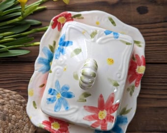 Ceramic butter dish with flowers, hand painted butter dish, adorable, clay butter dish, handmade, free shipping, butter dish, large