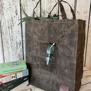 Foldable Lunch bag, Market bag, Waxed canvas tote bag with pocket, Large durable grocery shopping bag, Farmers Market bag, Birthday Gift