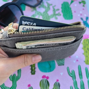 Bolsa gris, bolsa pequeña de lona encerada con cremallera, bolsa con llavero, billetera con cremallera, billetera pequeña, bolsa minimalista, monedero, tarjetero