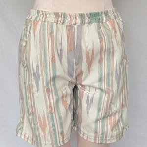 Shorts größe 10, gestreifte Vintage Stoffshorts, Mid Oberschenkel Shorts, Sommershorts, Sommerkleidung, Bademode, Urlaub, Festival, Pastelltöne