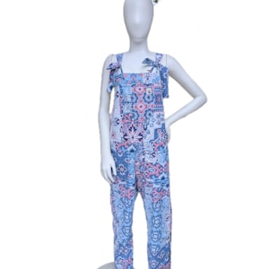 Latzhose Gr. 12-geblümte Kleidung-Overall-alles in einem-Overall-Baumwoll Latzhose-umgearbeitete Kleidung