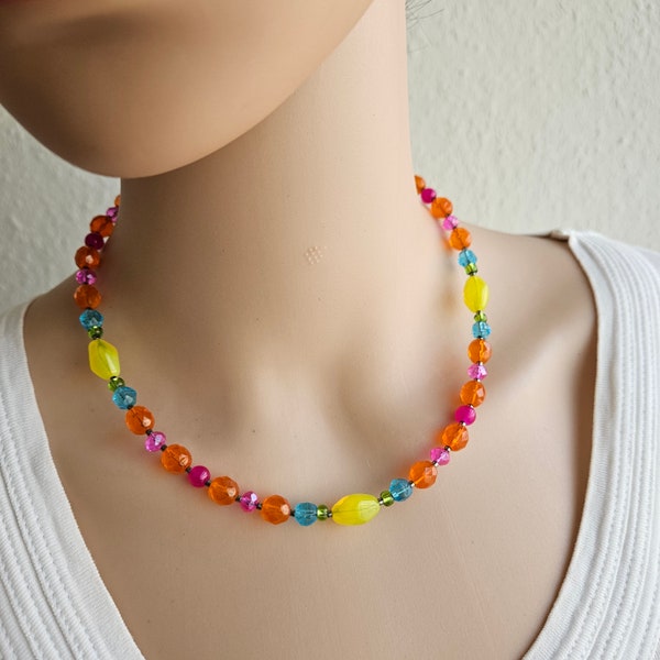 extravagant pearl necklace for women, colorful pearl necklace, short chain, boho necklace, necklace without pendant, classic pearl necklace