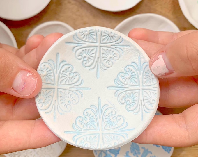 DIY Clay Trinket Dish Kit: Craft for Girls 6+ - Handmade Keepsake - Makes 3