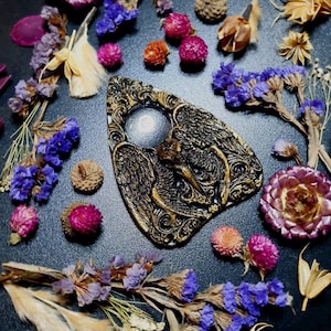 Hand Poured Ouija Planchette, Raven Bird Skull, Gothic Home Decor