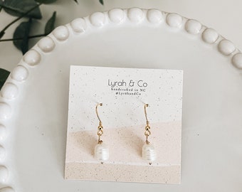 Pearl Drop Earrings, pearl earrings, freshwater pearls, minimalist pearls,  baroque pearls,  bride earrings, bridesmaid gift, pearl dangles