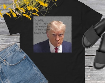 Camiseta con cita de Trump