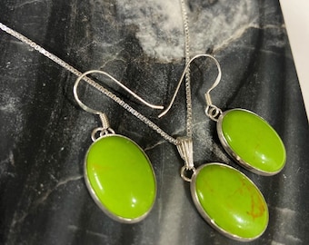 Gaspeite Pendant Necklace/13mm x 18mm Oval Gaspeite Earring/Sterling Silver/925/Box Chain Necklace/Handmade In USA