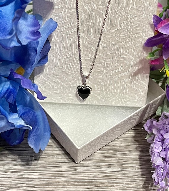 Black Onyx Heart Pendant Necklace/black Stone Heart Charm Black Onyx Heart Pendant Necklace/black Stone Heart Charm