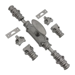 Satz von 2-Antique Eisen Stepney Eisentür Cremone Riegel bis zu 9 Fuß