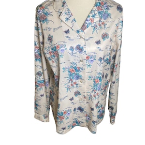 Vintage 70s Button down shirt with butterflies and flowers