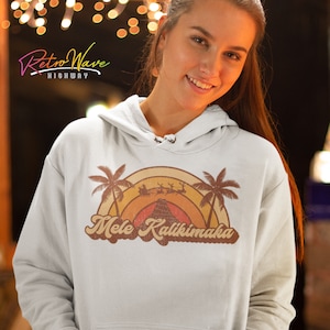 Retro Christmas Mele Kalikimaka - Hawaiian Merry Christmas Womens Christmas Sweatshirt - Cute hoodie Christmas