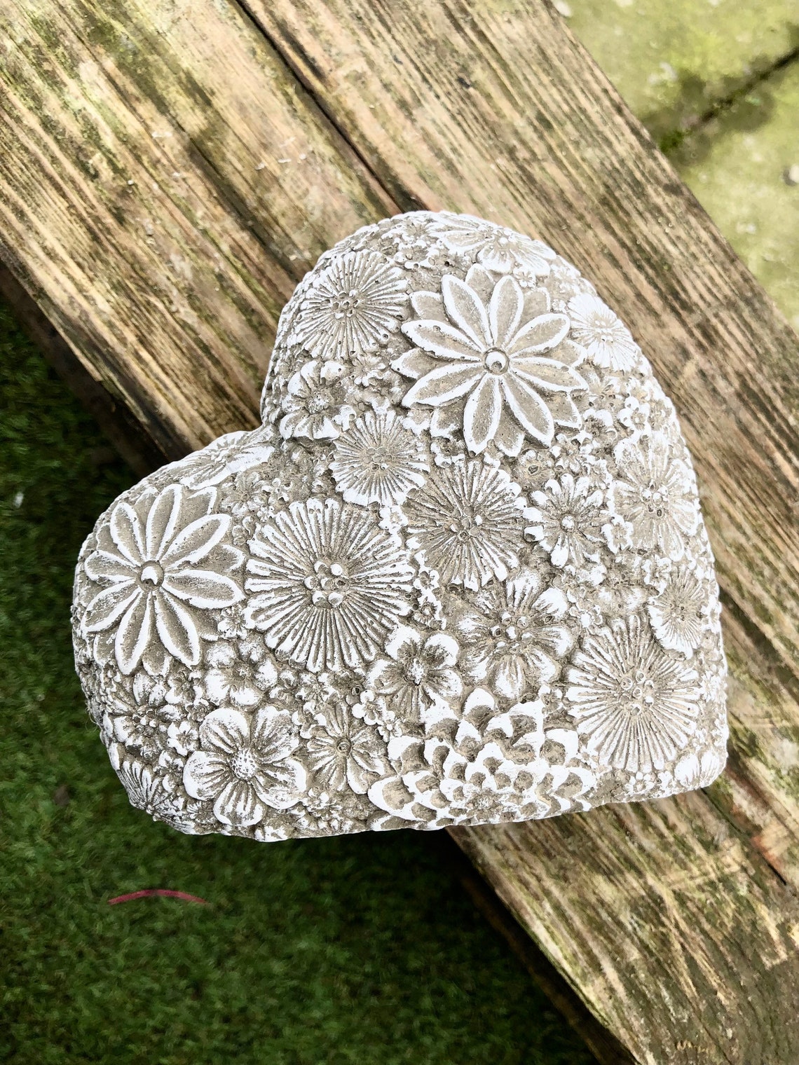 Stone/cre 3D Floral Heart Garden Statue or Home Decor Etsy UK