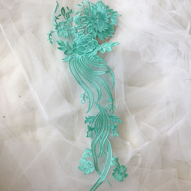 Delicate Flower Lace Applique Shimmery Embroidery Floral Motif Patch Sew onto Party Costumes Dance Dress