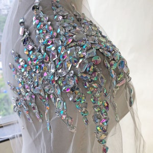 Bunte und Glanz Strass AB farbige Perlen Gürtel Applikation Schulter Motiv für Tanzkleid