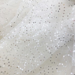 Tissu de dentelle pailleté scintillant argenté pour costumes de robe de bal