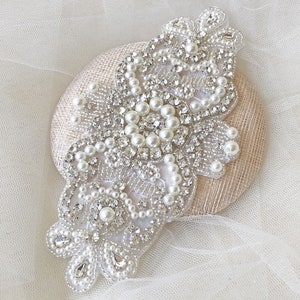 Apliques de cinturón de perlas con diamantes de imitación ostentosos, aplicación de Diamante para planchar, cuentas de cristal adornadas para vestido de novia, ligas de boda