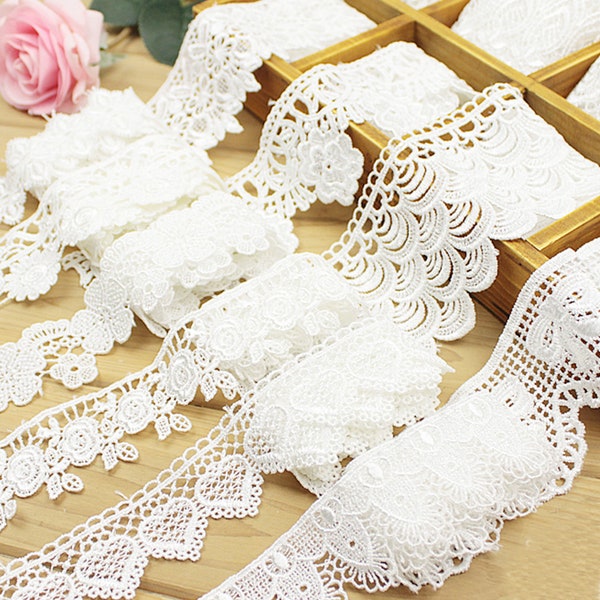Floral Lace Trim by the Yard  Delicate Venice Fabric Edge Sewing  Fringe Off-White Flroal Fringe for DIY Craft Dress Train Decor