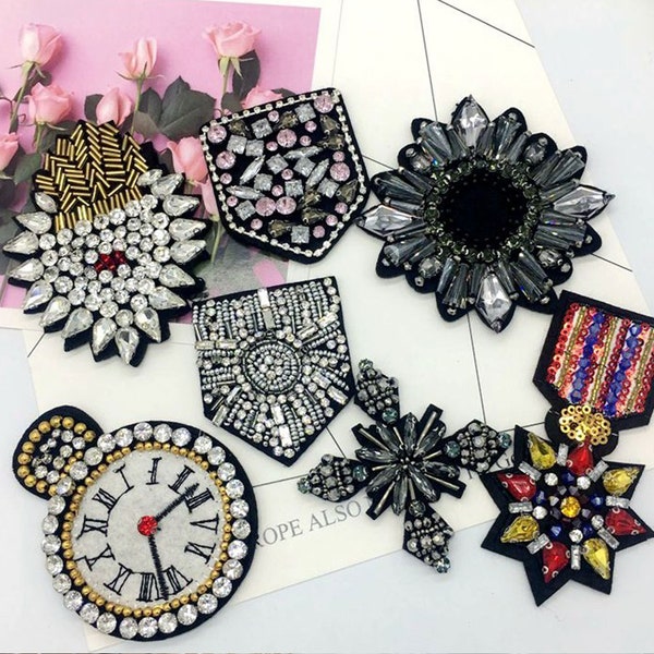 Bling Beaded Shield Badge Motif Rhinestone Shoulder Epaulette Applique Sewing Accessories for Costumes Blazer Jacket Design