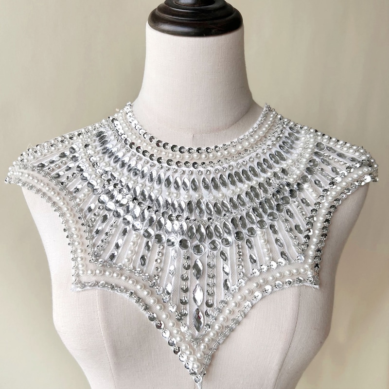 Arthur Bib Collar Bubble with Lace Trim in White main image 1