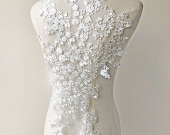 Délicat motif de patch floral Broderie Fleur de prune Dentelle Appliques Ajout pour robe de mariée Costumes de danse