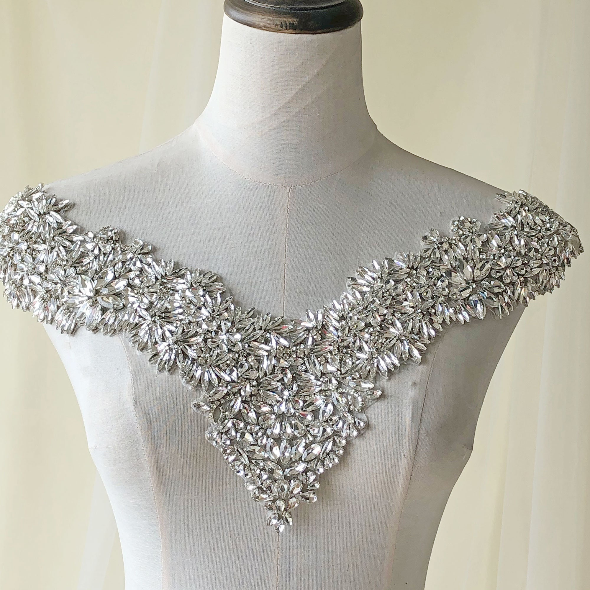 Sparkling Gems Neck Ruffle