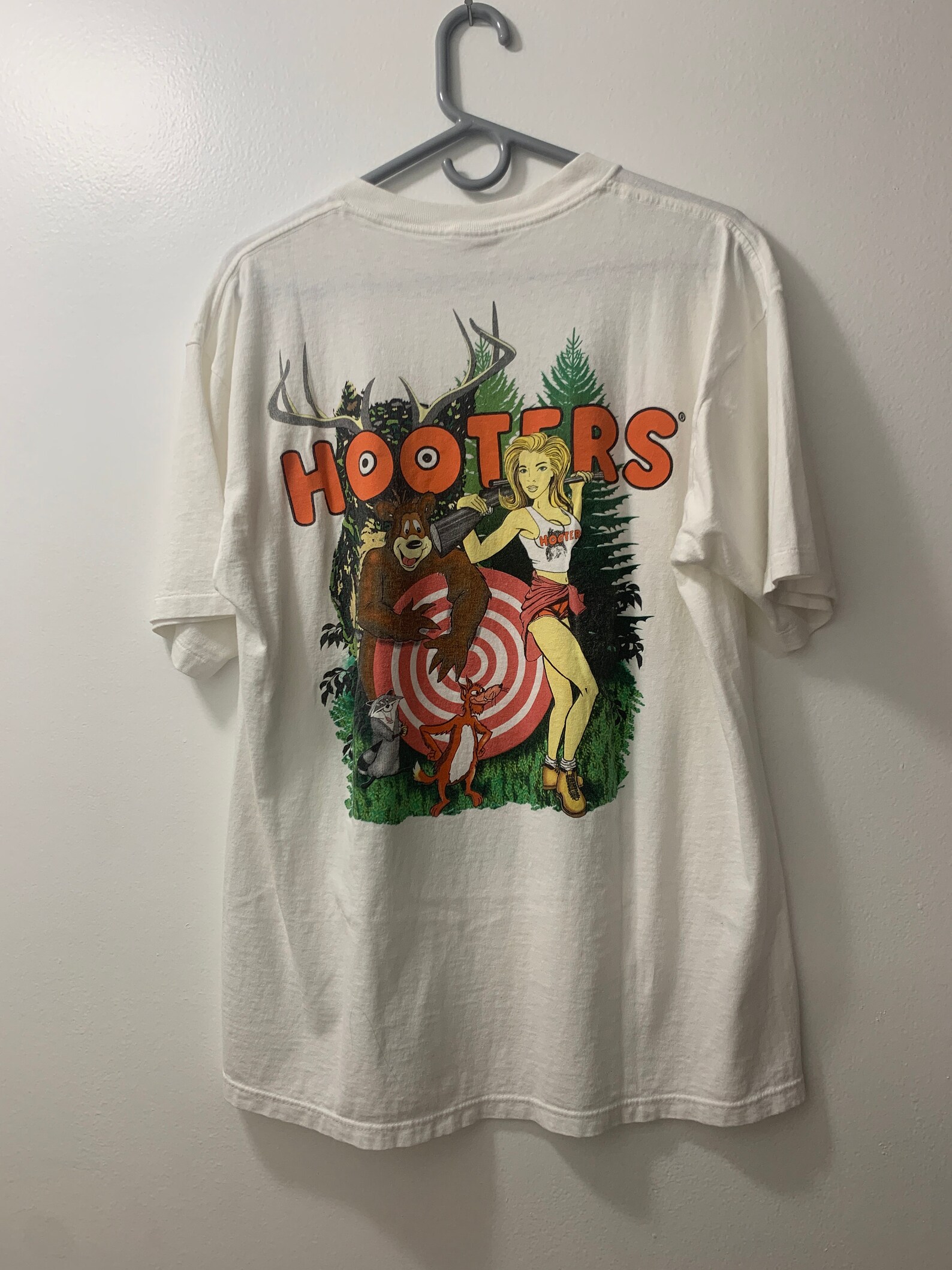 Large 90s Vintage Hooters Hunt Club Single Stitch T-Shirt | Etsy