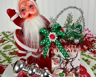 Vintage Inspired Christmas Reindeer Treats Box Ornament / Retro Christmas Ornament / Retro Deer / Hostess Gift