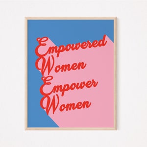 Gestärkte Frauen befähigen Frauen Feministische Wandkunst Lesbische Drucke weibliche Empowerment Affirmationsdruck Retro Zitat Wandkunst LGBT Bild 1