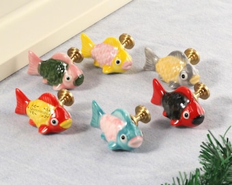 Goudvis keramische ladeknop meisjeskamer vis pull op maat gegraveerde kledingkast handvat kinderkamer decor knop kastknop keuken pull deurklink