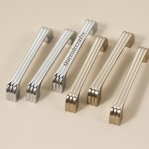 Chrome Streamline Design handle Thickened Base Minimalist Chic Dresser Drawer Pulls Custom Engraved silver Kitchen Cabinet Pulls Door handle