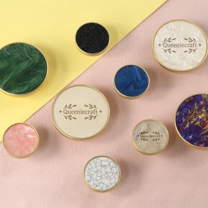 Tiradores de tocador de un solo orificio de latón con concha, tiradores de cajones de armario, tiradores de armario grabados a medida, tiradores de gabinete, tirador redondo, tirador de puerta de cocina