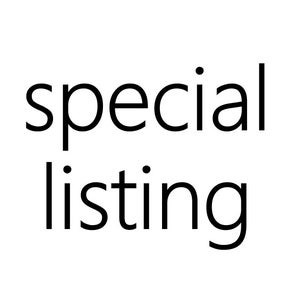 Może przedstawiać: Tekst, który brzmi "special listing" czarną czcionką na białym tle.