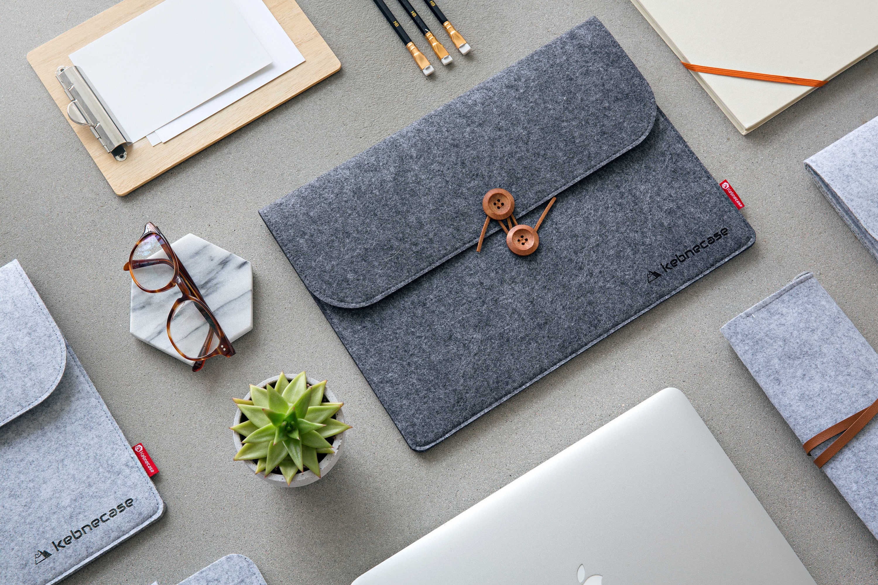 trendy laptop sleeves