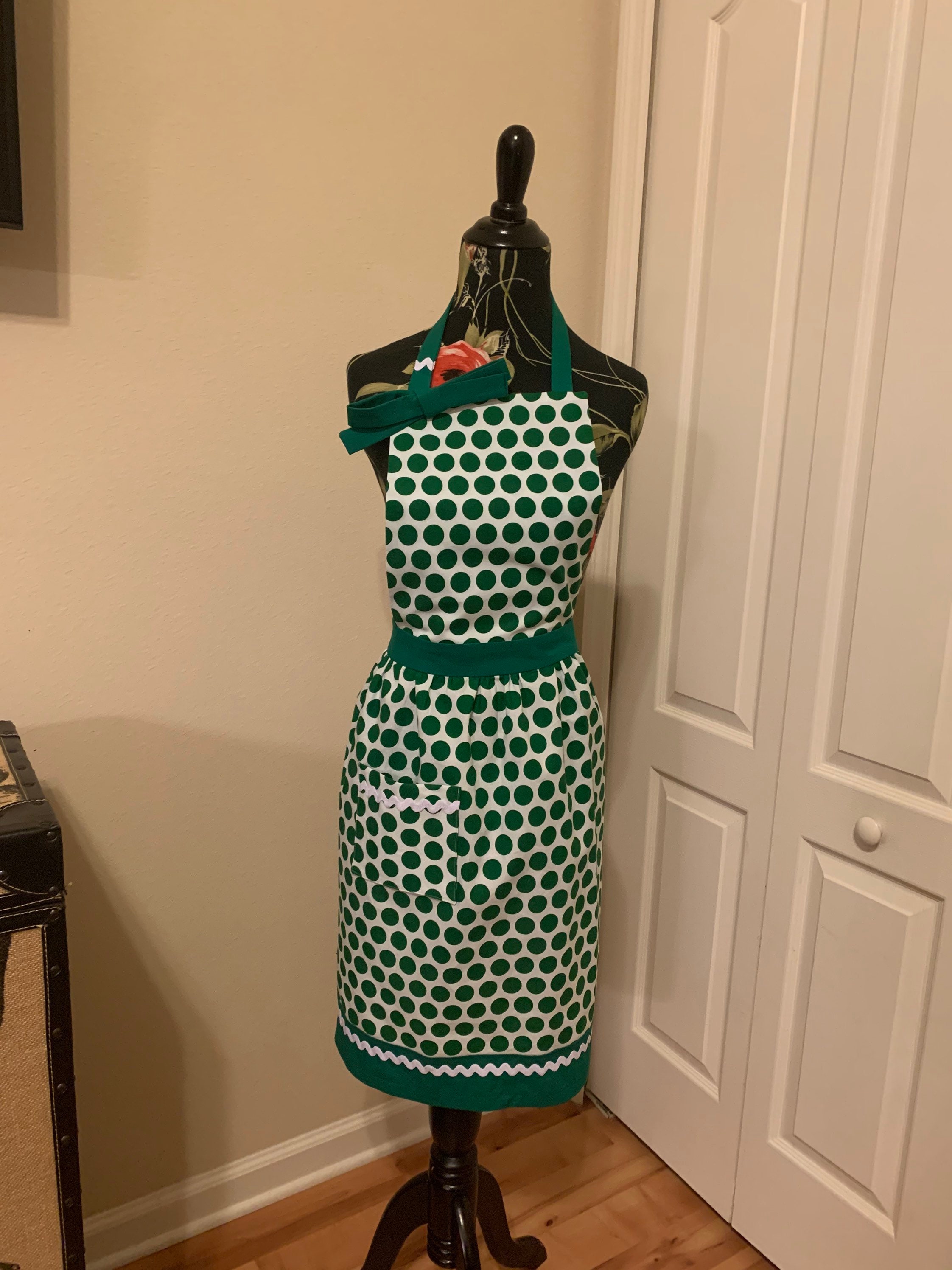 Custom Apron w/Detachable Bow and Optional Pocket Etsy