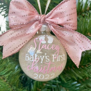 Baby&#39;s First Christmas Ornament, Personalized Gift for New Baby, Baby&#39;s 1st Christmas Gift, Gift Idea for New Parents, Gift for Grandchild