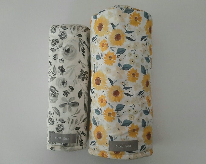 Farmhouse Floral - Sunflowers - MoR Golf Headcovers - Driver - Fairway - Hybrid - Canvas - Indy Bloom - Black & Ivory - Spoonflower - Yellow